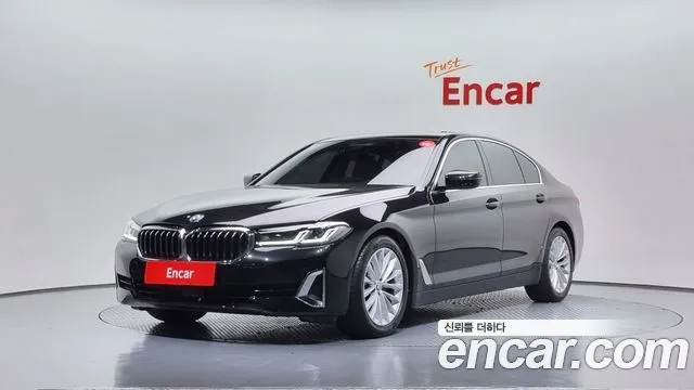 BMW 5-Series 520i Luxury