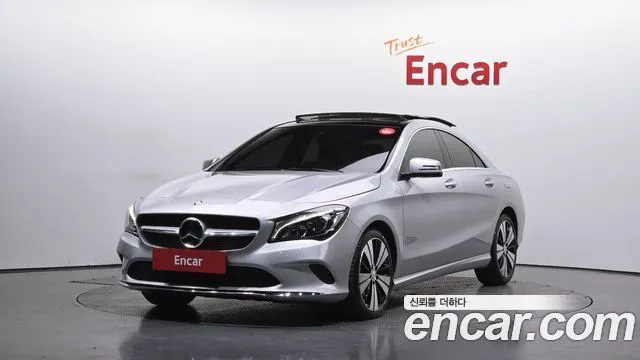 Mercedes-Benz CLA-Class CLA250 4MATIC