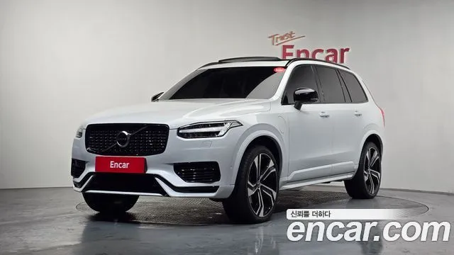 Volvo XC90 T8 R-Design Hybrid