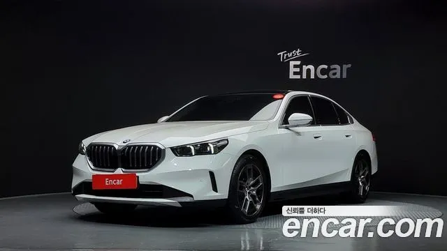 BMW 5-Series 520i