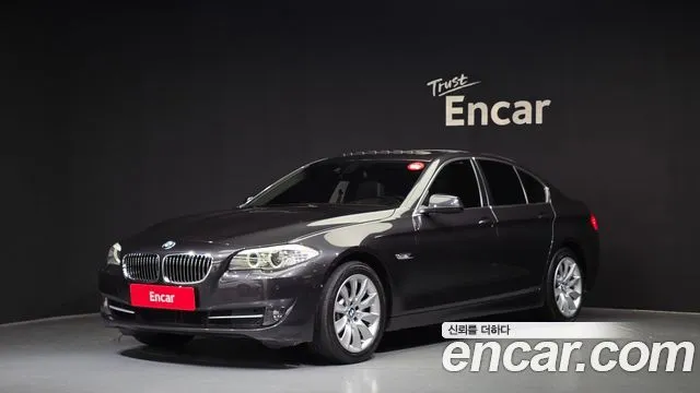 BMW 5-Series 528i