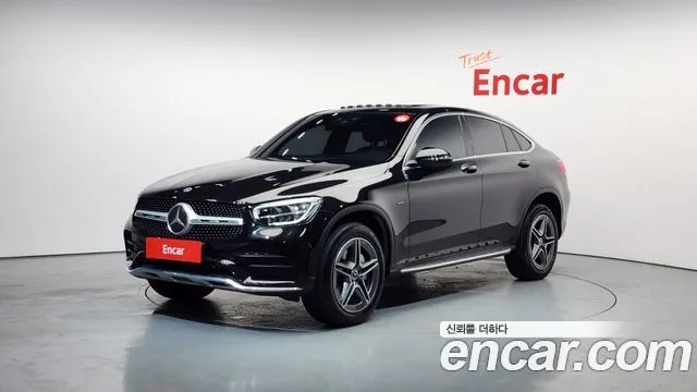 Mercedes-Benz GLC-Class GLC300e 4MATIC Coupe