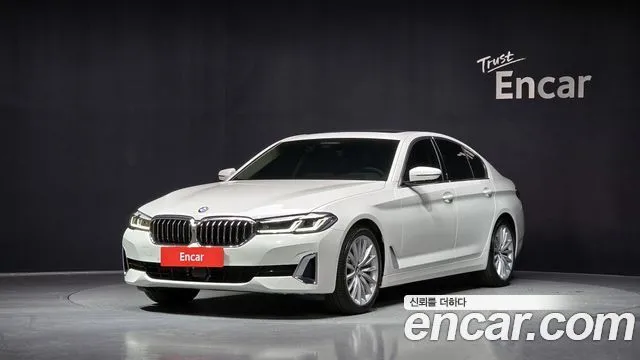 BMW 5-Series 530i Luxury