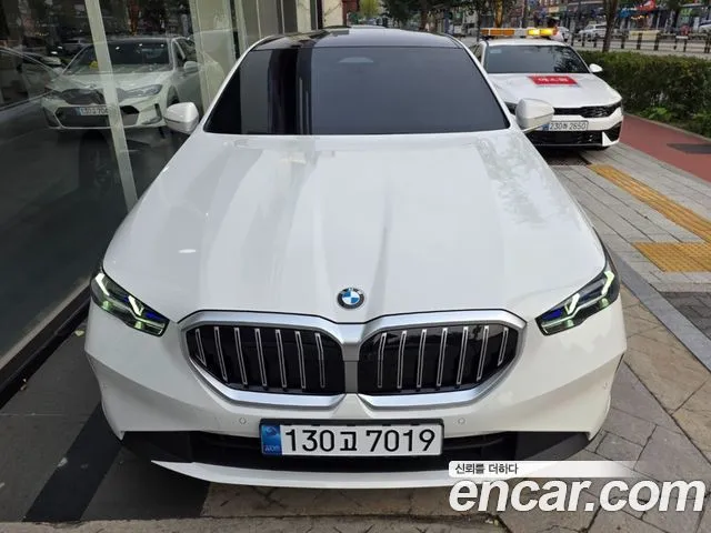 BMW 5-Series 520i
