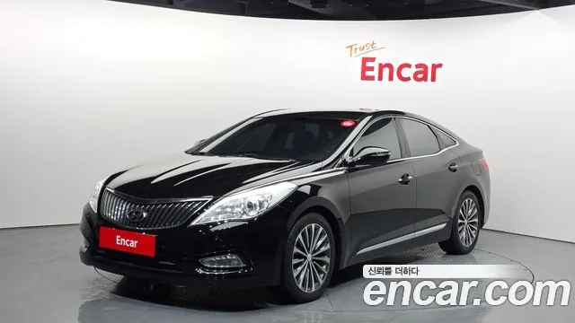 Hyundai Grandeur HG240 Modern