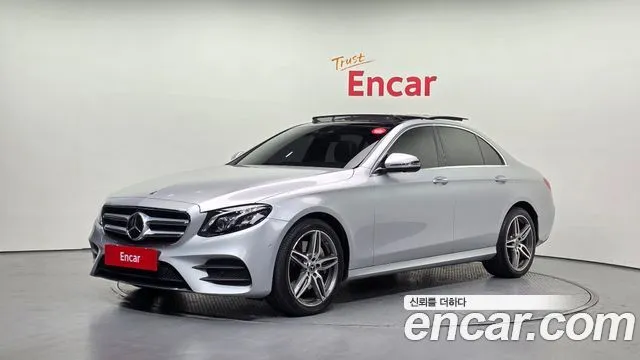 Mercedes-Benz E-Class E300 4MATIC AMG Line