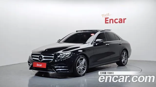 Mercedes-Benz E-Class E300 4MATIC AMG Line