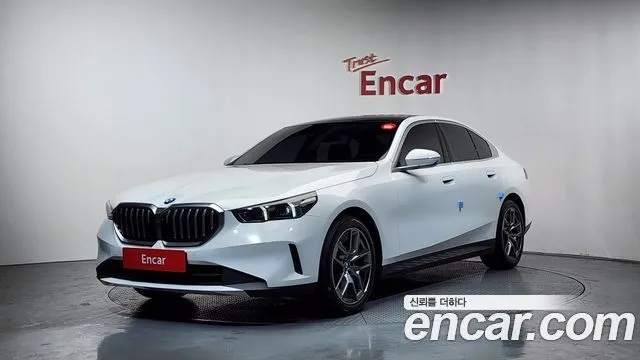 BMW 5-Series 520i