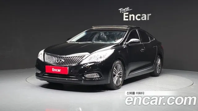 Hyundai Grandeur HG240 Modern