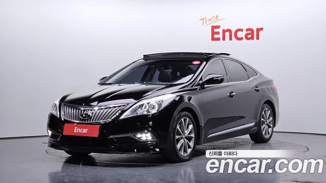 Hyundai Grandeur HG240 Modern