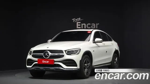 Mercedes-Benz GLC-Class GLC300e 4MATIC Coupe