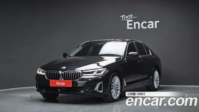BMW 5-Series 530i xDrive Luxury