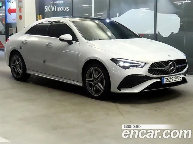 Mercedes-Benz CLA-Class CLA250 4MATIC