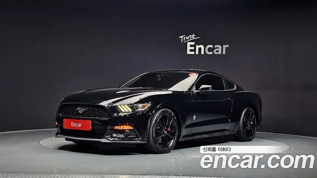 Ford Mustang Coupe