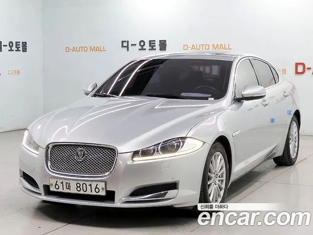 Jaguar XF 2.0 Luxury