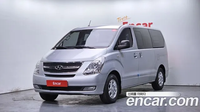 Hyundai Starex 5-Seater LPi VAN