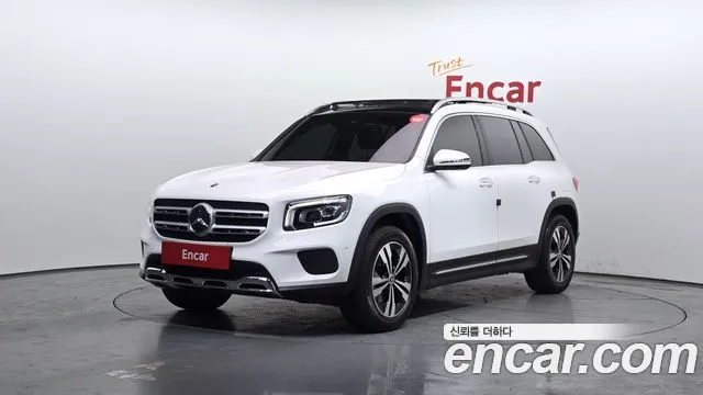 Mercedes-Benz GLB-Class GLB220