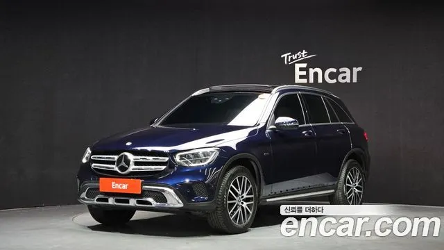 Mercedes-Benz GLC-Class GLC300e 4MATIC
