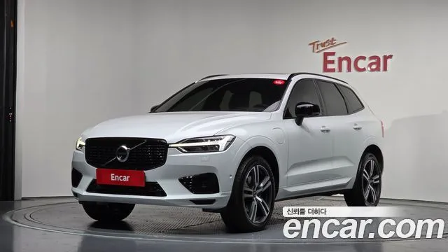Volvo XC60 T8 R-Design