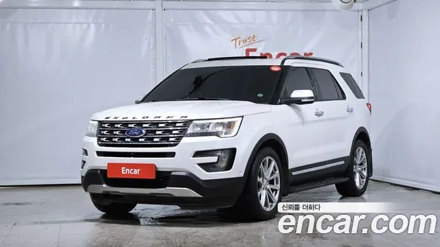 Ford Explorer 2.3 Limited 4WD