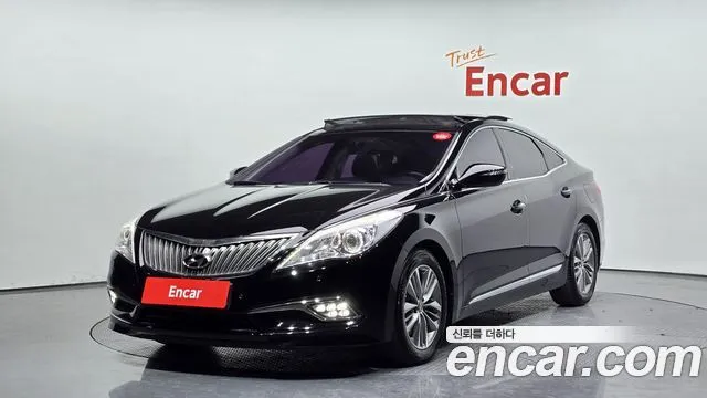 Hyundai Grandeur HG240 Modern