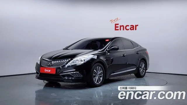 Hyundai Grandeur HG240 Modern