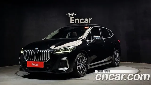 BMW 2-Series 220i M Sport Design