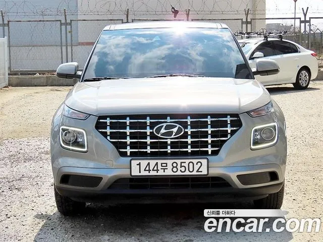 Hyundai Venue 1.6 Smart