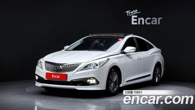 Hyundai Grandeur HG240 Modern