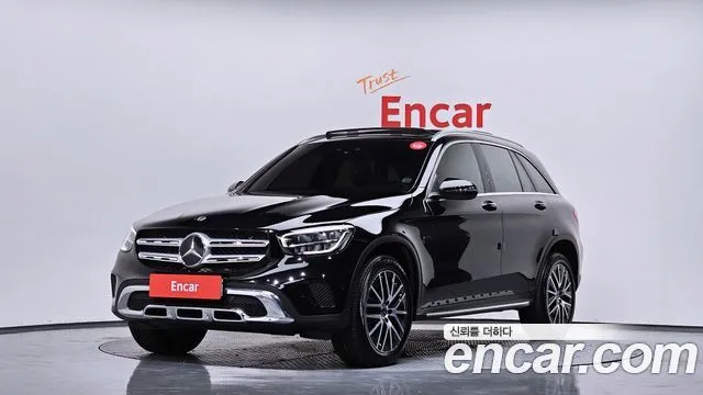 Mercedes-Benz GLC-Class GLC300e 4MATIC