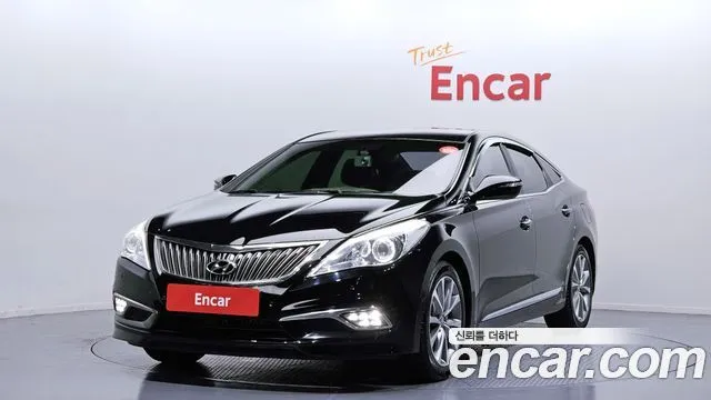 Hyundai Grandeur HG240 Modern