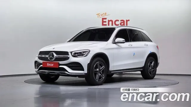 Mercedes-Benz GLC-Class GLC300e 4MATIC