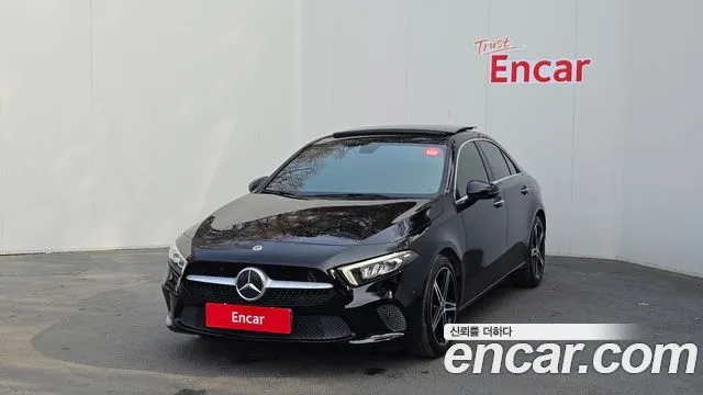 Mercedes-Benz A-Class A250 4MATIC Sedan