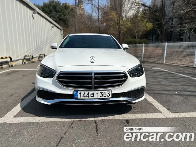 Mercedes-Benz E-Class E350 4MATIC Exclusive