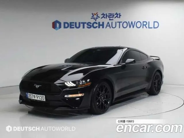 Ford Mustang Coupe