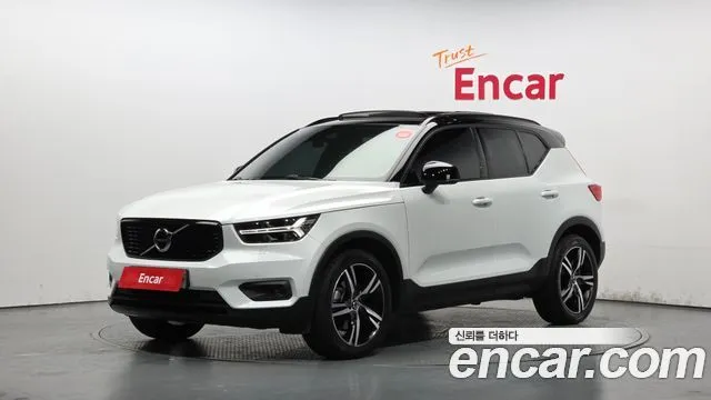 Volvo XC40 T4 R-Design