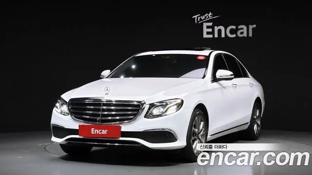 Mercedes-Benz E-Class E300 Exclusive Standard
