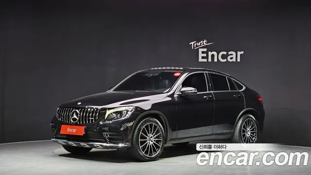 Mercedes-Benz GLC-Class GLC300 4MATIC AMG Line Coupe