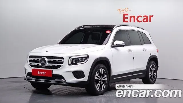 Mercedes-Benz GLB-Class GLB220