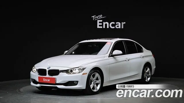 BMW 3-Series 328i