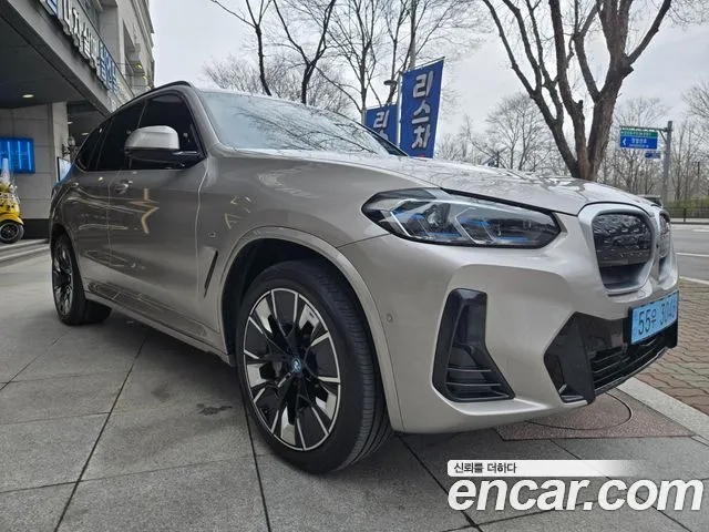 BMW iX3 M Sports