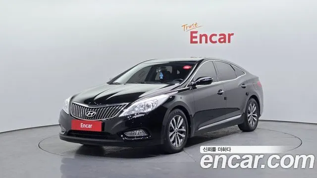 Hyundai Grandeur HG240 Luxury