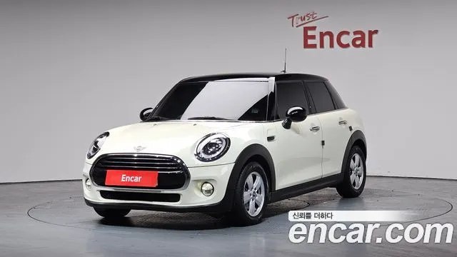 Mini Cooper 5Door Standard