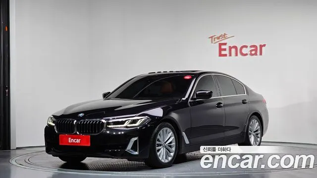 BMW 5-Series 520i Luxury