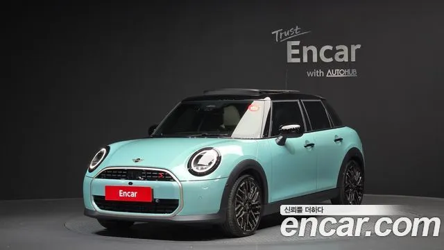 Mini Cooper 5 Door Favoured