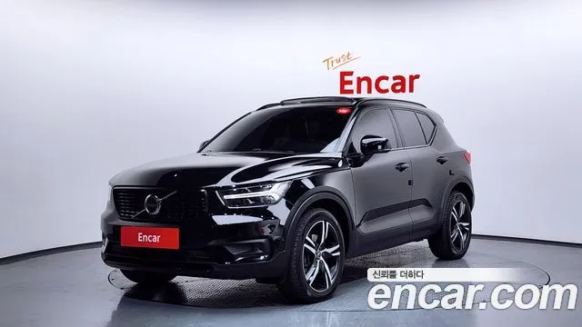 Volvo XC40 T4 R-Design