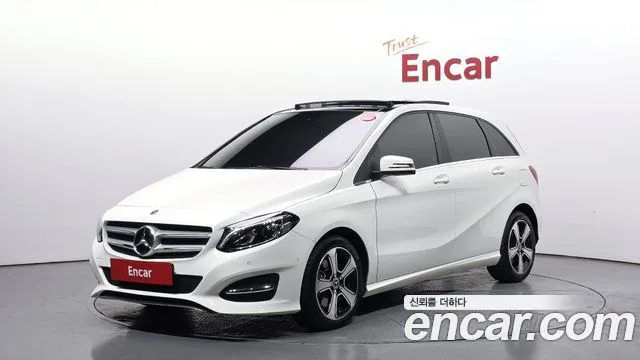 Mercedes-Benz B-Class B220