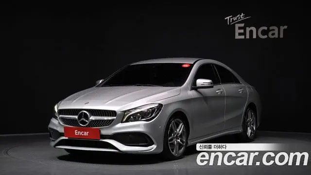 Mercedes-Benz CLA-Class CLA220 AMG Line