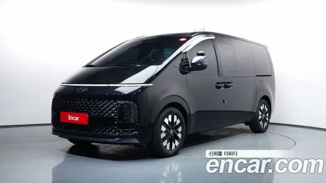 Hyundai Staria HEV 1.6 Lounge 7-Seater