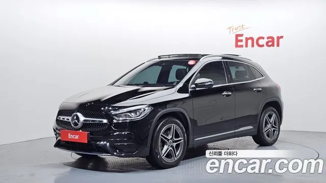 Mercedes-Benz GLA-Class GLA250 4MATIC
